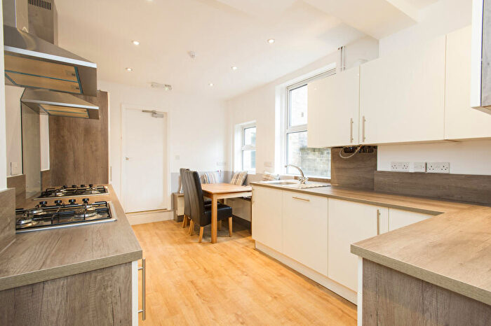 6 Bedroom Terraced House To Rent In £pppw Arthur Street, Arboretum, Nottingham, NG7