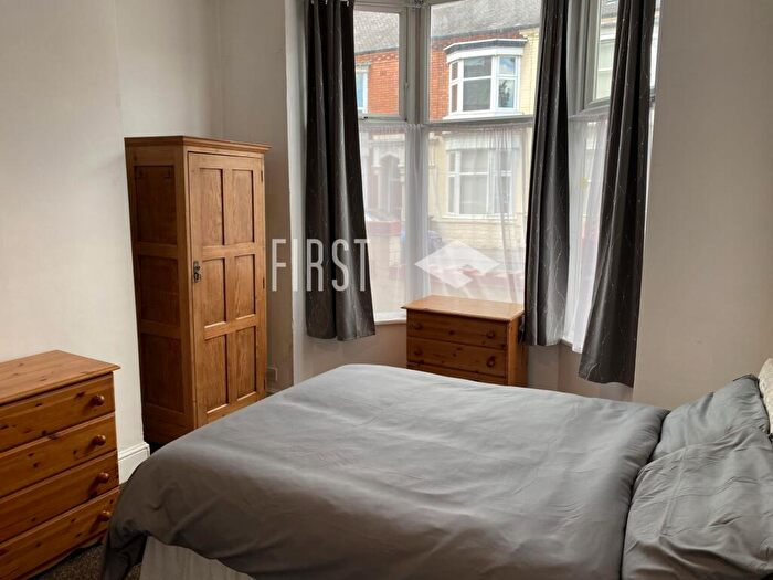 5 Bedroom Terraced House To Rent In Equity Road, West End, LE3