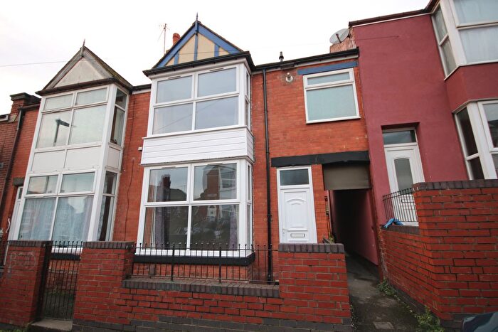 3 Bedroom Terraced House To Rent In Hawkshead Road, Sheffield, S4