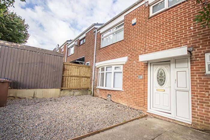 4 Bedroom End Of Terrace House To Rent In Donvale Road, Washington, Tyne And Wear, NE37