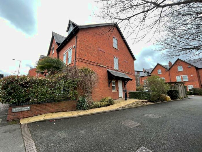 2 Bedroom Flat To Rent In Metchley Lane, Birmingham, B17