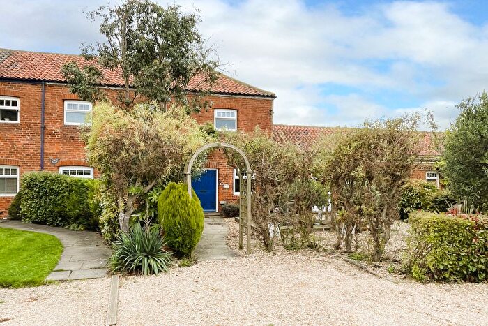3 Bedroom Barn Conversion For Sale In Limestone Hill, Tickhill, Doncaster, DN11