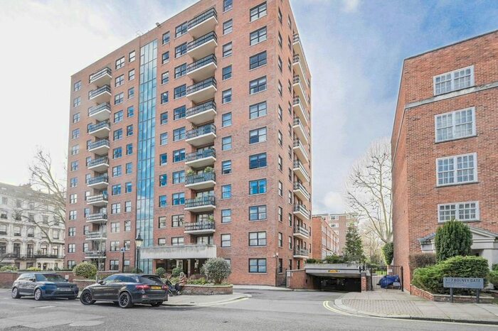 Garage / Parking To Rent In Kingston House South, Kensington, London, SW7