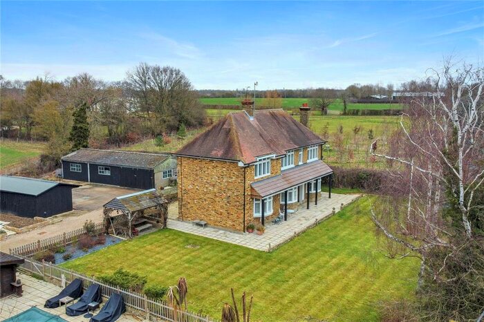 4 Bedroom Detached House For Sale In Hollow Road, Felsted, Dunmow, Essex, CM6
