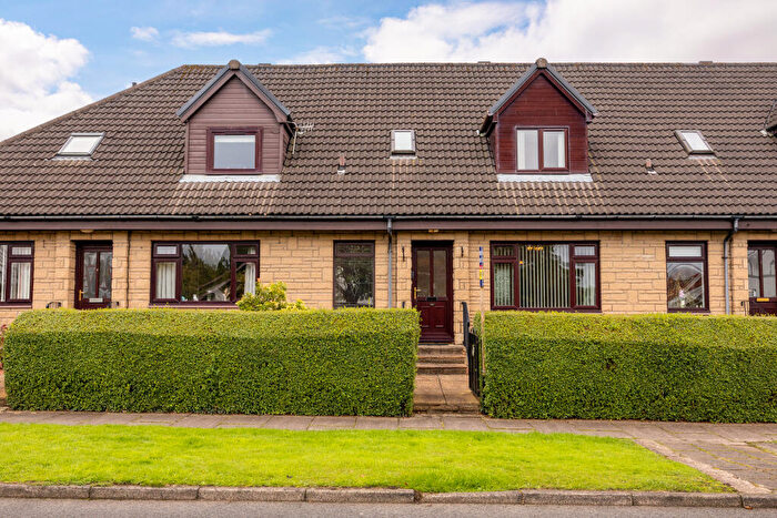 3 Bedroom Terraced House For Sale In Sutherland Place, Helensburgh, Argyll And Bute, G84