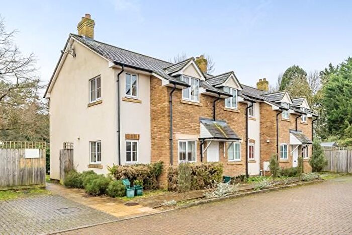 2 Bedroom Flat To Rent In Marsh Lane, Didcot, OX11