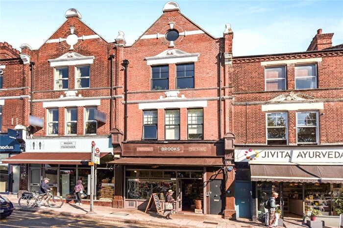 2 Bedroom Flat To Rent In Chamberlayne Road, London, NW10