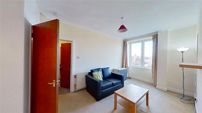 1 Bedroom Flat To Rent In Granton Road, Edinburgh, EH5
