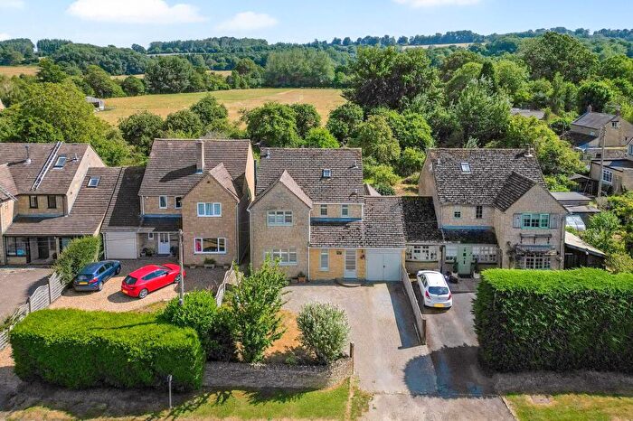 5 Bedroom Link Detached House For Sale In Orchard View, Draycott, Moreton-in-Marsh, Gloucestershire., GL56