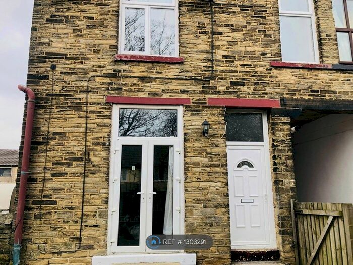 4 Bedroom End Of Terrace House To Rent In Sheridan Street, Bradford BD4