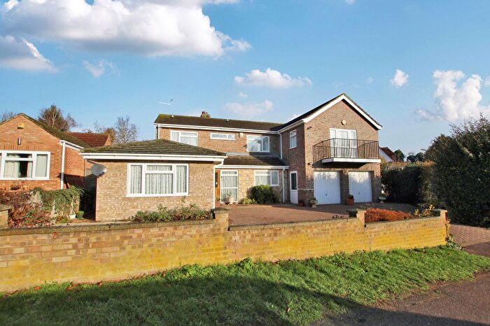 5 Bedroom Detached House For Sale In Molivers Lane, Bromham, Bedford, MK43