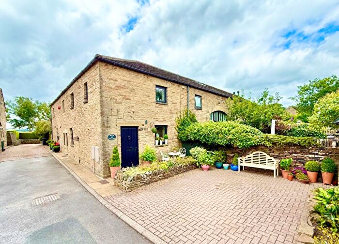 1 Bedroom House For Sale In Gunthwaite Top, Denby Lane, Upper Denby, Huddersfield, HD8