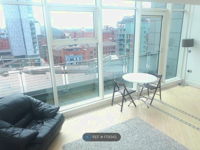 2 Bedroom Flat To Rent In Whitworth Street West, Manchester, M1