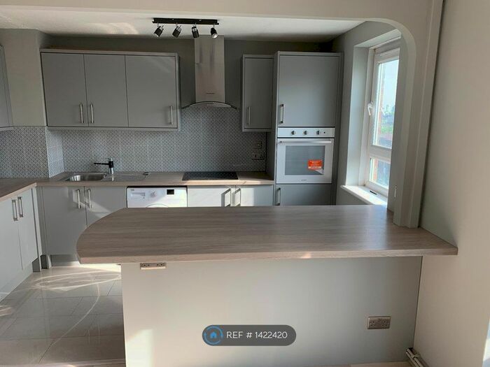 1 Bedroom Flat To Rent In Ruddstreet Close, London, SE18