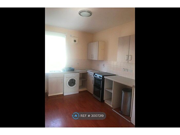 2 Bedroom Terraced House To Rent In Keir Avenue, Stirling, FK8