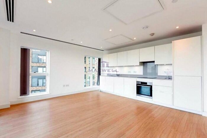 2 Bedroom Flat To Rent In Cherry Orchard Road, Croydon, London, CR0