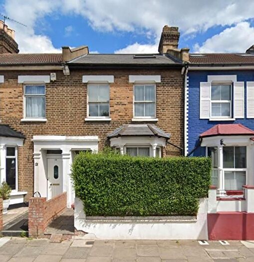3 Bedroom Terraced House For Sale In Letchford Gardens, College Park, London, NW10