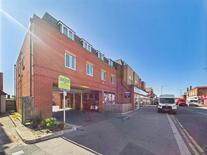 2 Bedroom Apartment For Sale In Wimborne Road, Bournemouth, Dorset, BH9