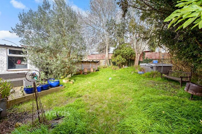 3 Bedroom Detached Bungalow For Sale In Maison Dieu Road, Dover, Kent, CT16