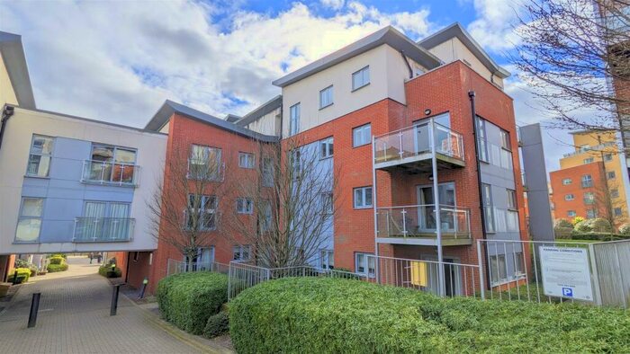 1 Bedroom Apartment To Rent In Charrington Place, St Albans, Hertfordshire, AL1