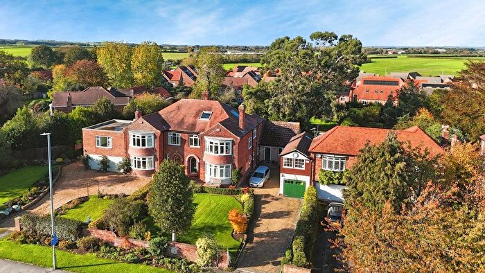 5 Bedroom Semi Detached House For Sale In Driffield Road, Beverley, East Riding Of Yorkshire, HU17