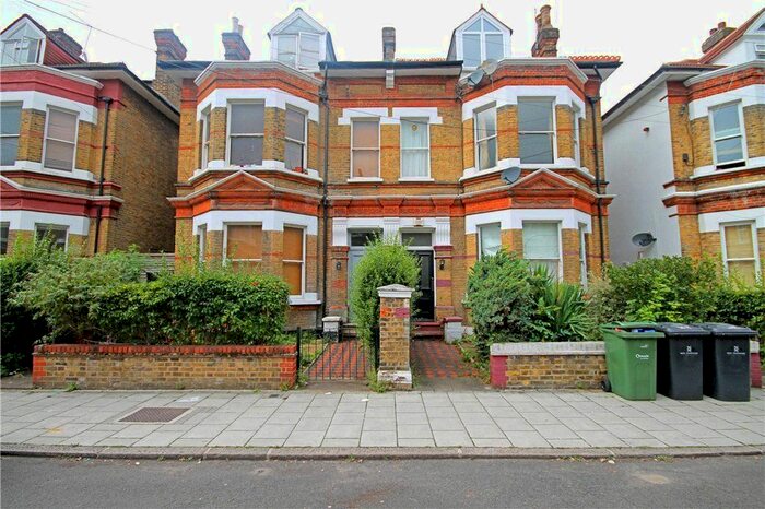 1 Bedroom Flat To Rent In Tierney Road, Streatham, London, Uk, SW2