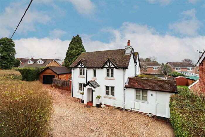 4 Bedroom Detached House For Sale In Sandy Lane, Church Crookham, Fleet, GU52