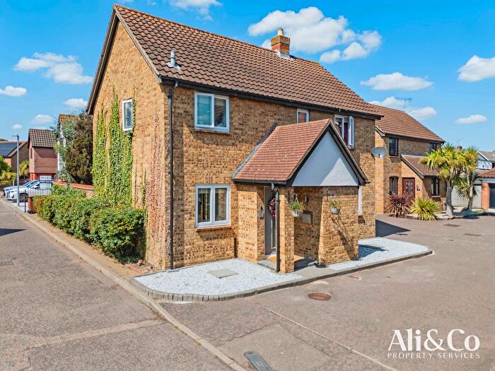 4 Bedroom Detached House To Rent In Conrad Close, Grays, RM16