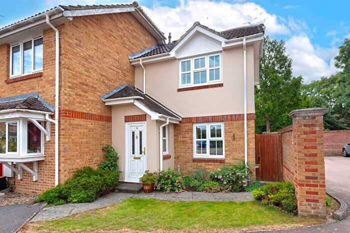 1 Bedroom End Of Terrace House For Sale In Forge Way, Paddock Wood, TN12