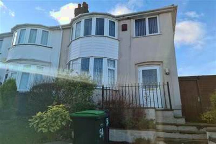 3 Bedroom House To Rent In Trafalgar Road, B69
