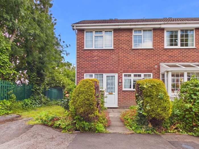 3 Bedroom Town House For Sale In Carlton Mews, Carlton, Nottingham, NG4