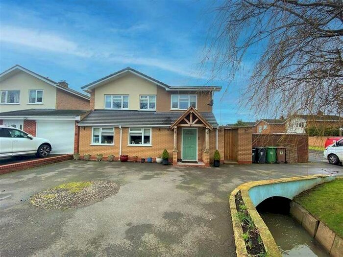Houses for sale in Hollywood, Worcestershire