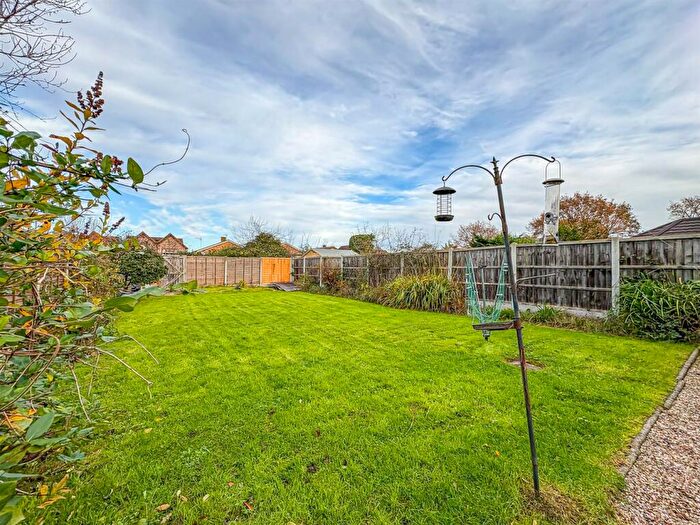 2 Bedroom Semi-Detached Bungalow For Sale In Grasmere Avenue, Hullbridge, Hockley, SS5