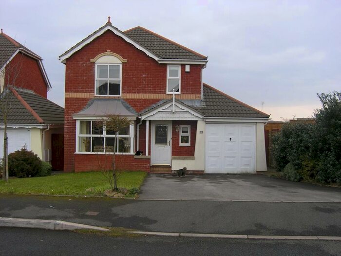 4 Bedroom House To Rent In Oaklands, Miskin, Pontyclun, CF72