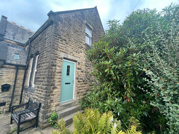 2 Bedroom Detached House To Rent In Main Street, Hawksworth, LS20