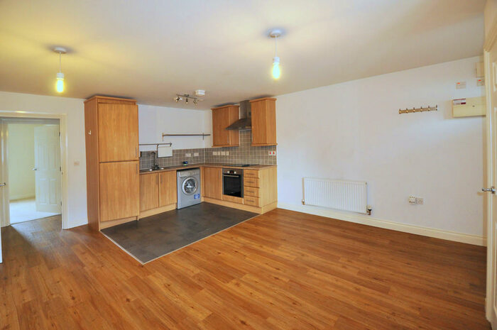 2 Bedroom Apartment To Rent In Hythe Wood, Cheddar, BS27