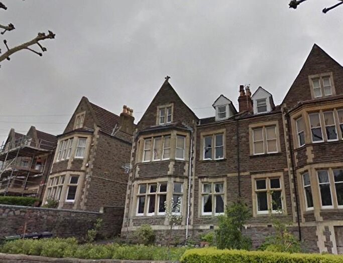 2 Bedroom Flat To Rent In Clarendon Road, Bristol, BS6