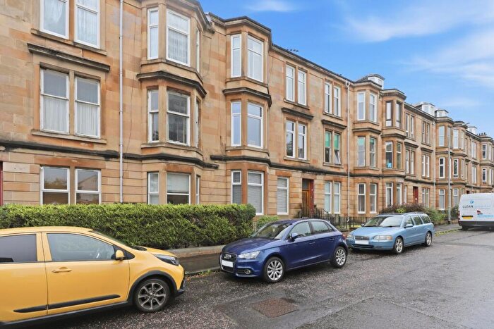 2 Bedroom Apartment For Sale In Whitefield Road, Glasgow, G51