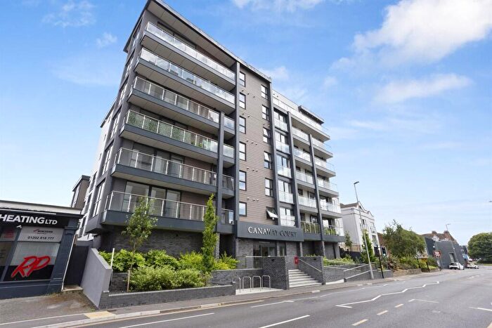 2 Bedroom Apartment To Rent In Wimborne Road, Poole, BH15