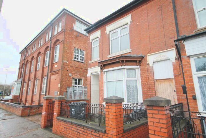 3 Bedroom End Of Terrace House To Rent In Fosse Road North, Leicester, LE3
