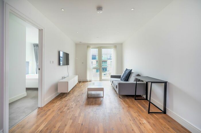 1 Bedroom Flat To Rent In Discovery House, Juniper Drive, London, SW18