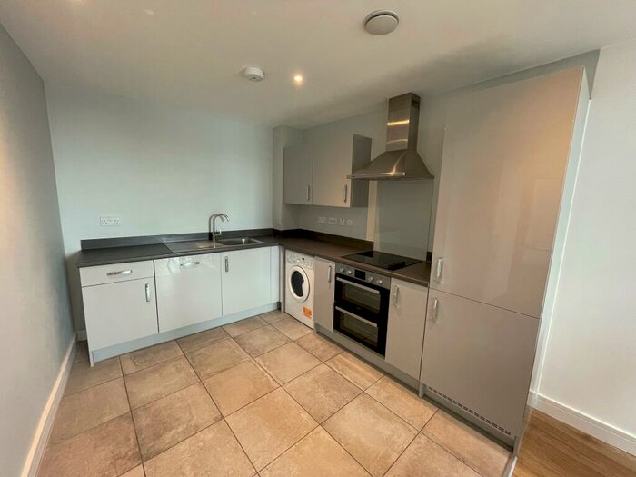 2 Bedroom Apartment To Rent In The Circle, Leicester, LE1