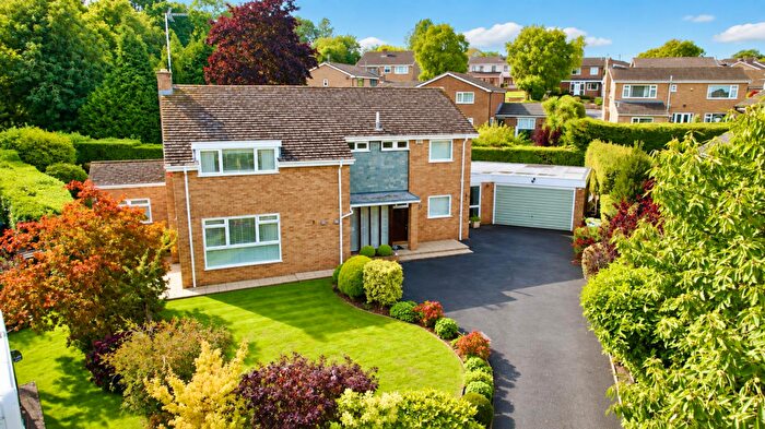 4 Bedroom Detached House For Sale In Ffordd Tudno, Wrexham, LL12