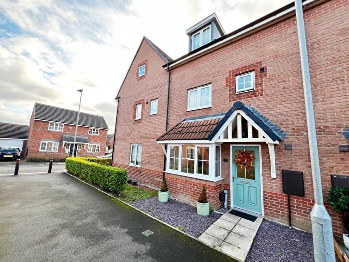4 Bedroom Town House For Sale In Woodward Road, Spennymoor, DL16