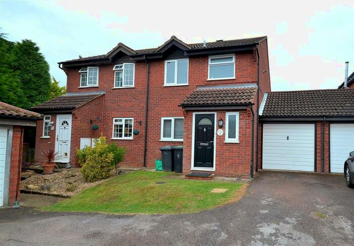 3 Bedroom Semi-Detached House To Rent In Flitwick, MK45
