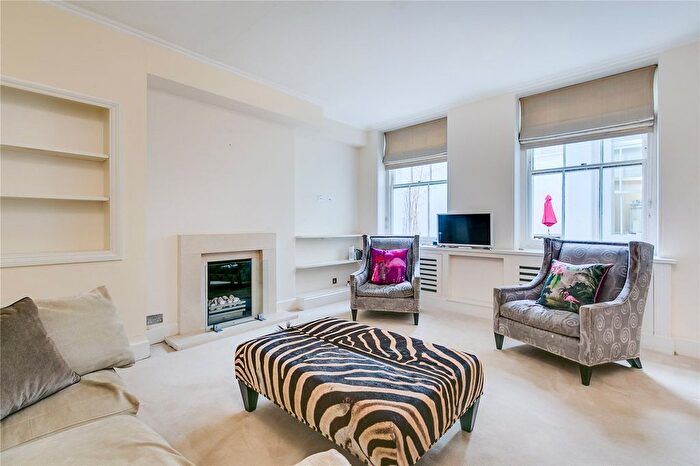 2 Bedroom Flat To Rent In Ennismore Gardens, Knightsbridge, SW7