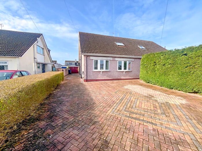 3 Bedroom Semi-Detached House For Sale In Stoke Lane, Patchway, Bristol, BS34