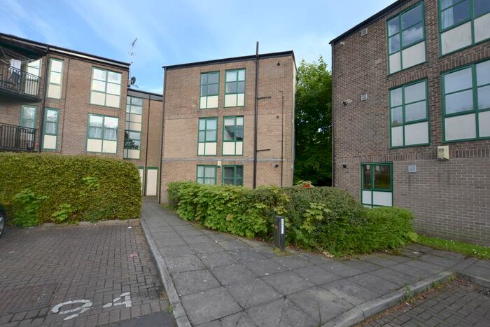 2 Bedroom Flat To Rent In Lumley Close, Washington, NE38