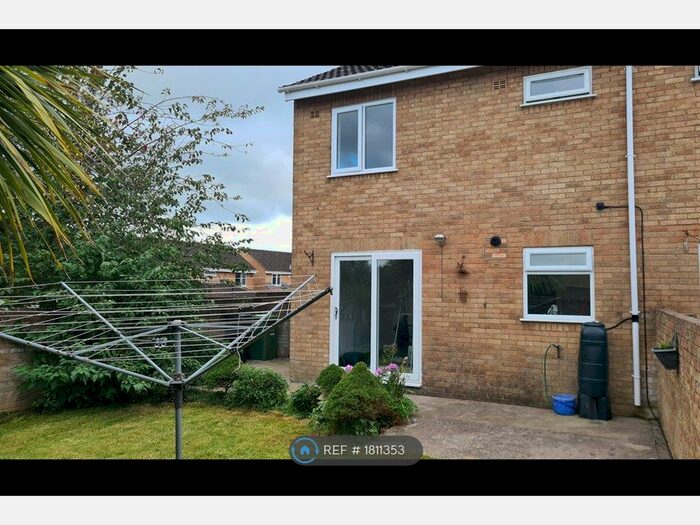 3 Bedroom Semi-Detached House To Rent In Waterford Park, Radstock, BA3