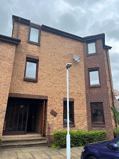 1 Bedroom Flat To Rent In The Kyles, Kirkcaldy, KY1